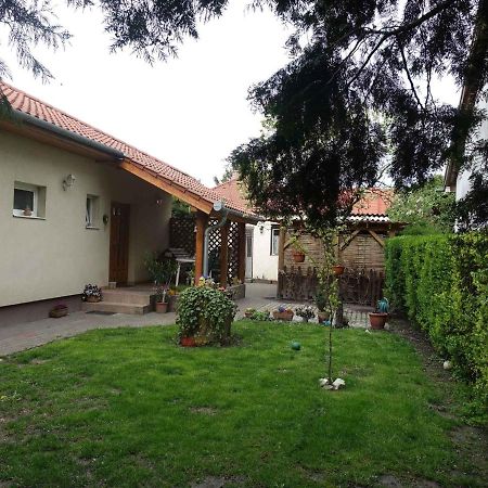 Holiday Home In Siofok - Balaton 42696 Εξωτερικό φωτογραφία