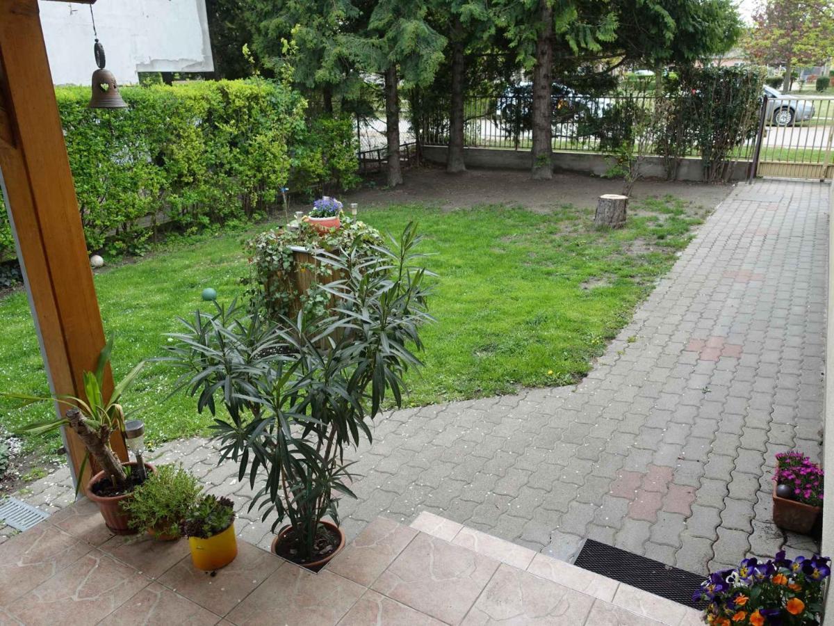 Holiday Home In Siofok - Balaton 42696 Εξωτερικό φωτογραφία