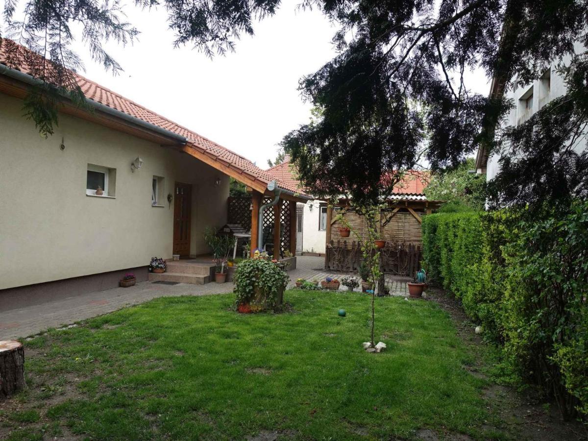 Holiday Home In Siofok - Balaton 42696 Εξωτερικό φωτογραφία